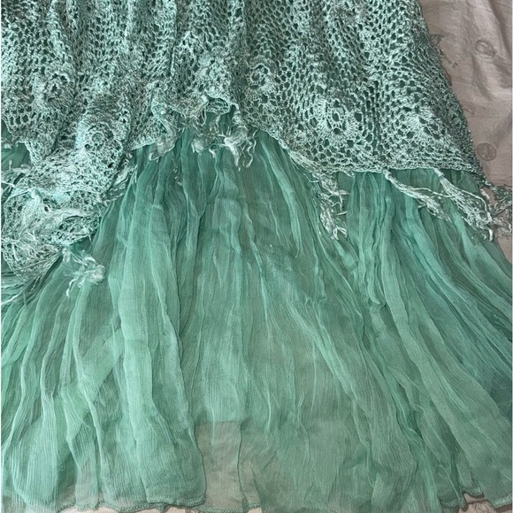 Ladies skirt. Size medium. - Picture 2 of 4